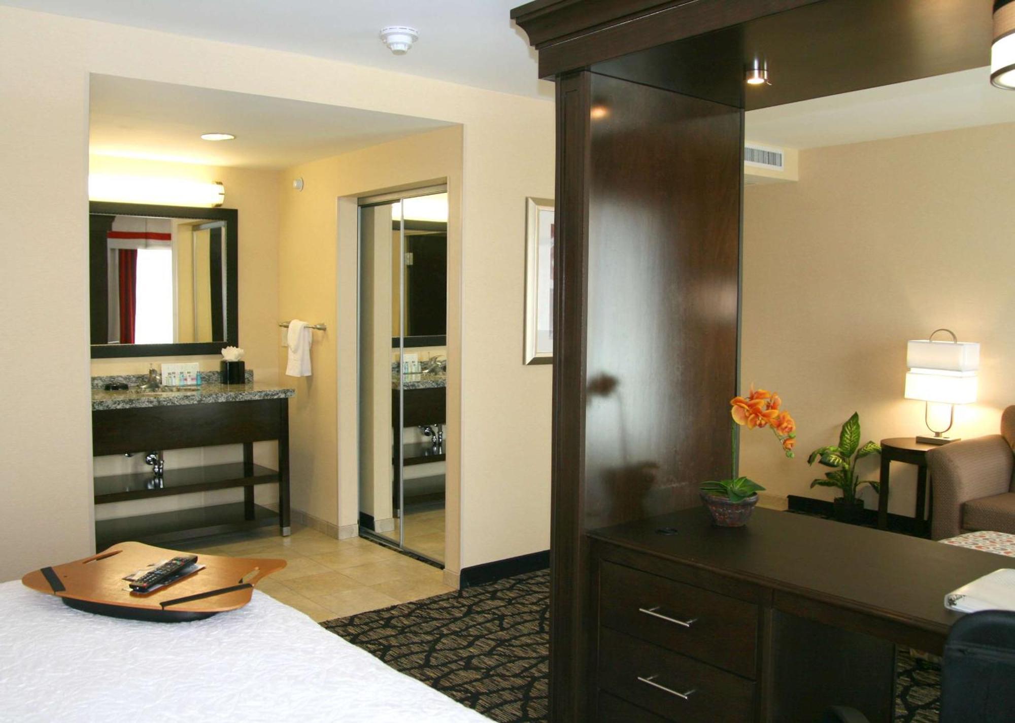 Hampton Inn & Suites Salt Lake City-University/Foothill Drive Exteriör bild